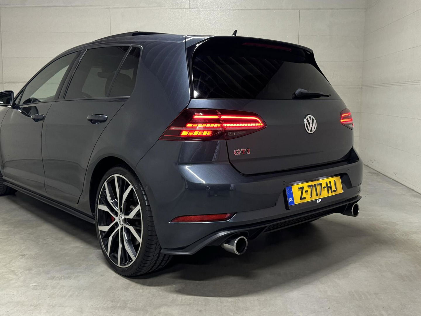 Volkswagen Golf 2.0 TSI GTI Performance Pano Virtual Sfeer Trekh.