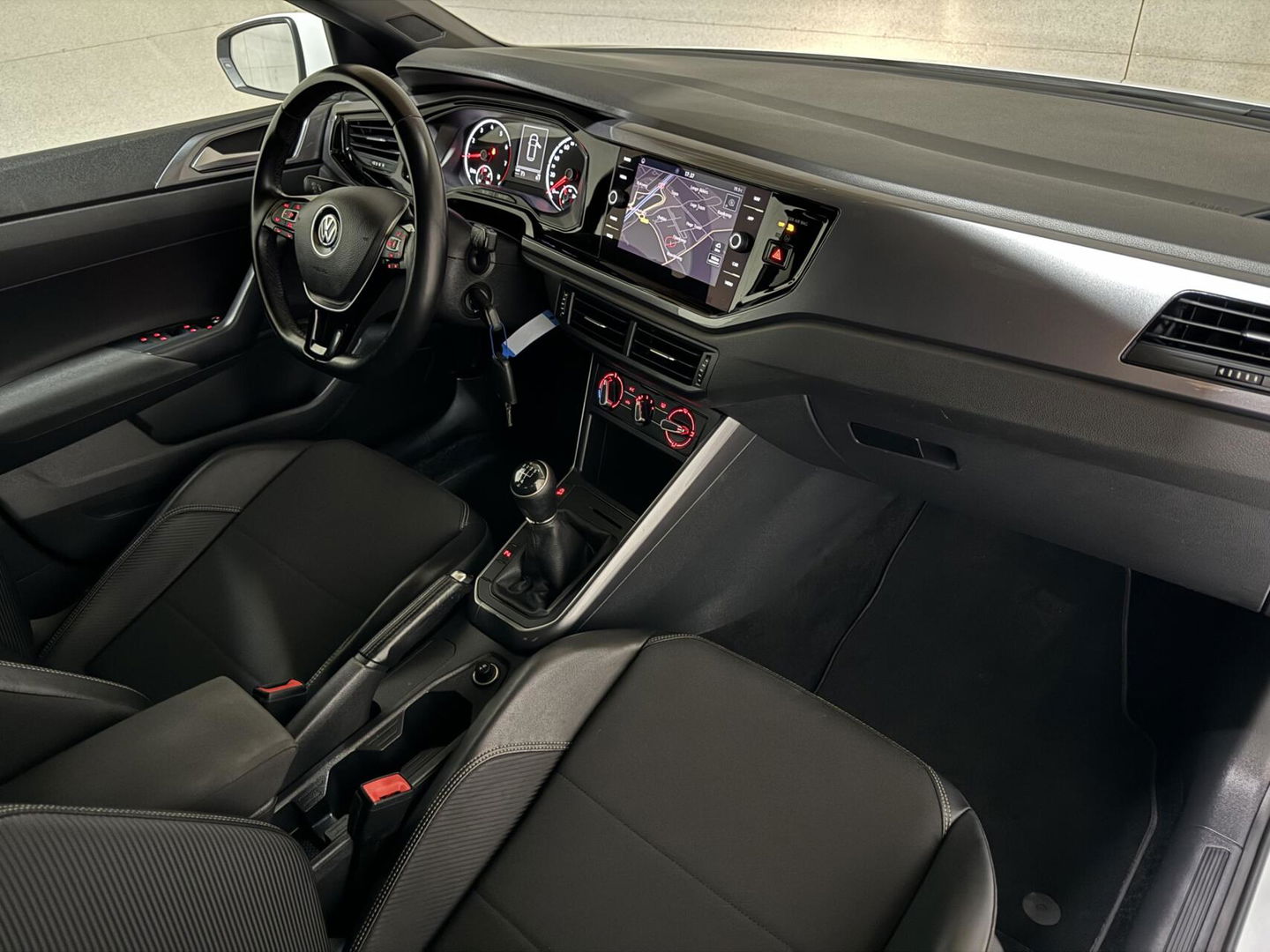 Volkswagen Polo 1.0 TSI 17β R-Line Airco ACC Carplay NAP
