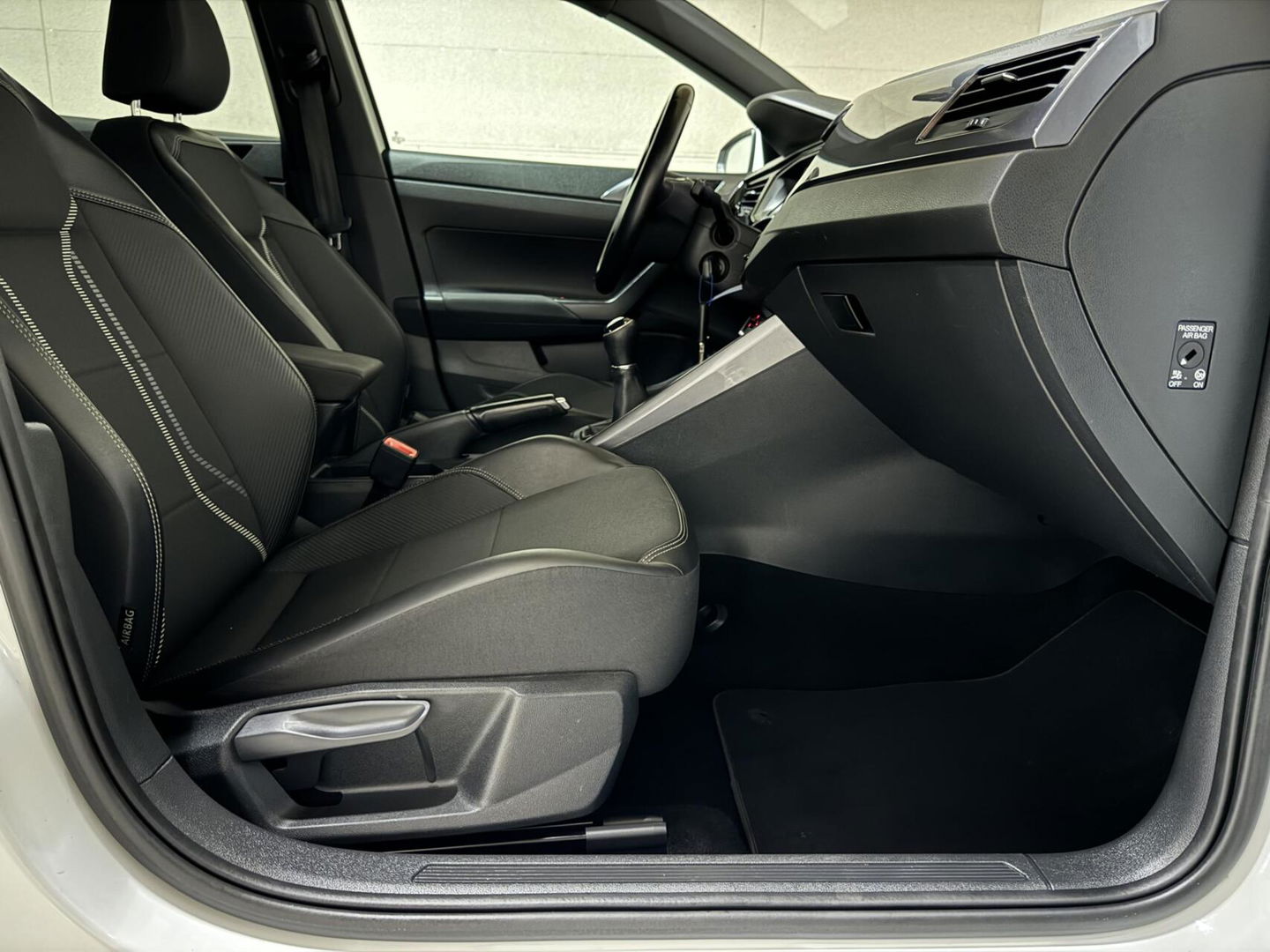 Volkswagen Polo 1.0 TSI 17” R-Line Airco ACC Carplay NAP