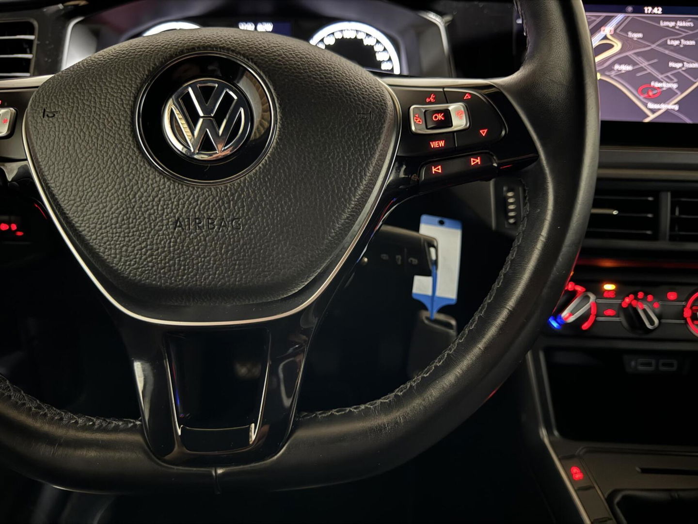 Volkswagen Polo 1.0 TSI 17” R-Line Airco ACC Carplay NAP