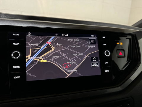 Volkswagen Polo 1.0 TSI 17” R-Line Airco ACC Carplay NAP