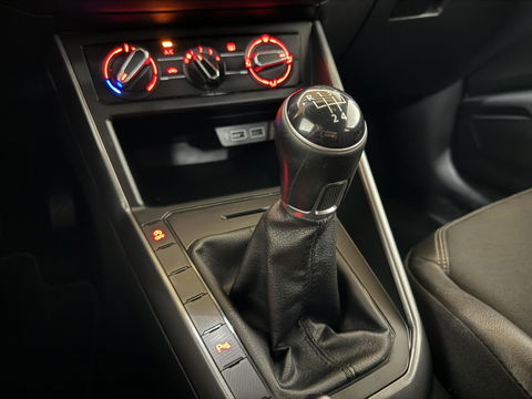 Volkswagen Polo 1.0 TSI 17” R-Line Airco ACC Carplay NAP
