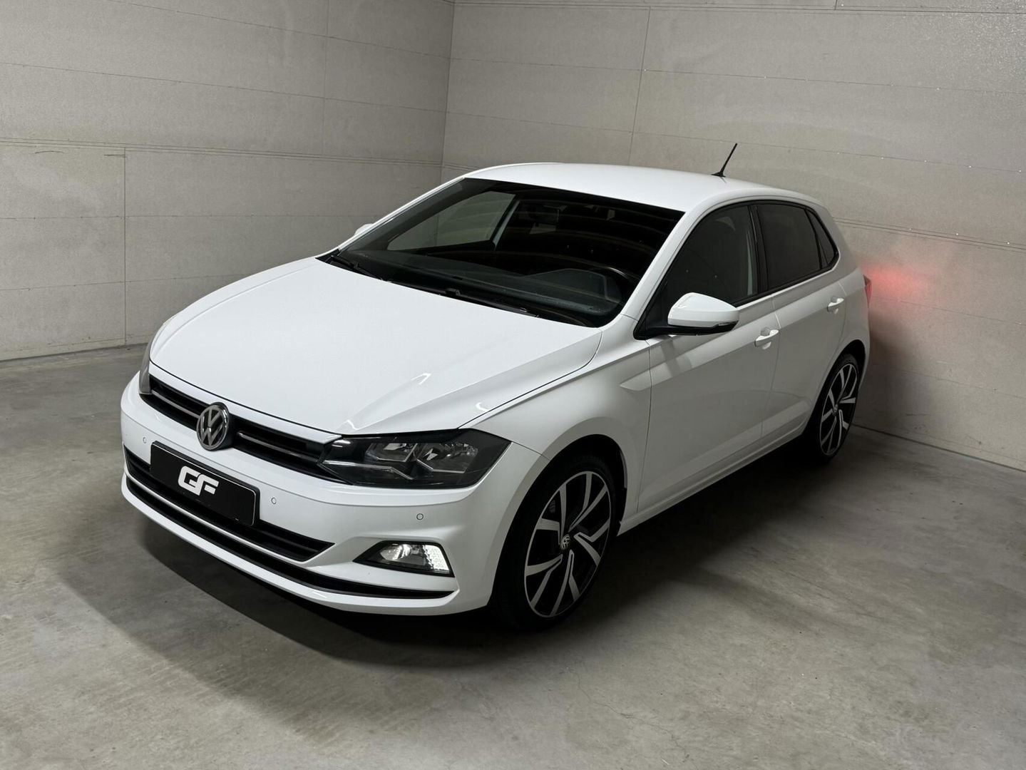 Volkswagen Polo 1.0 TSI 17” R-Line Airco ACC Carplay NAP