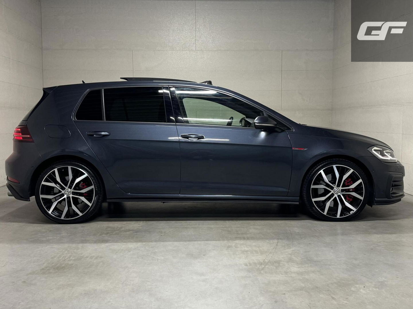 Volkswagen Golf 2.0 TSI GTI Performance Pano Virtual Sfeer Trekh.