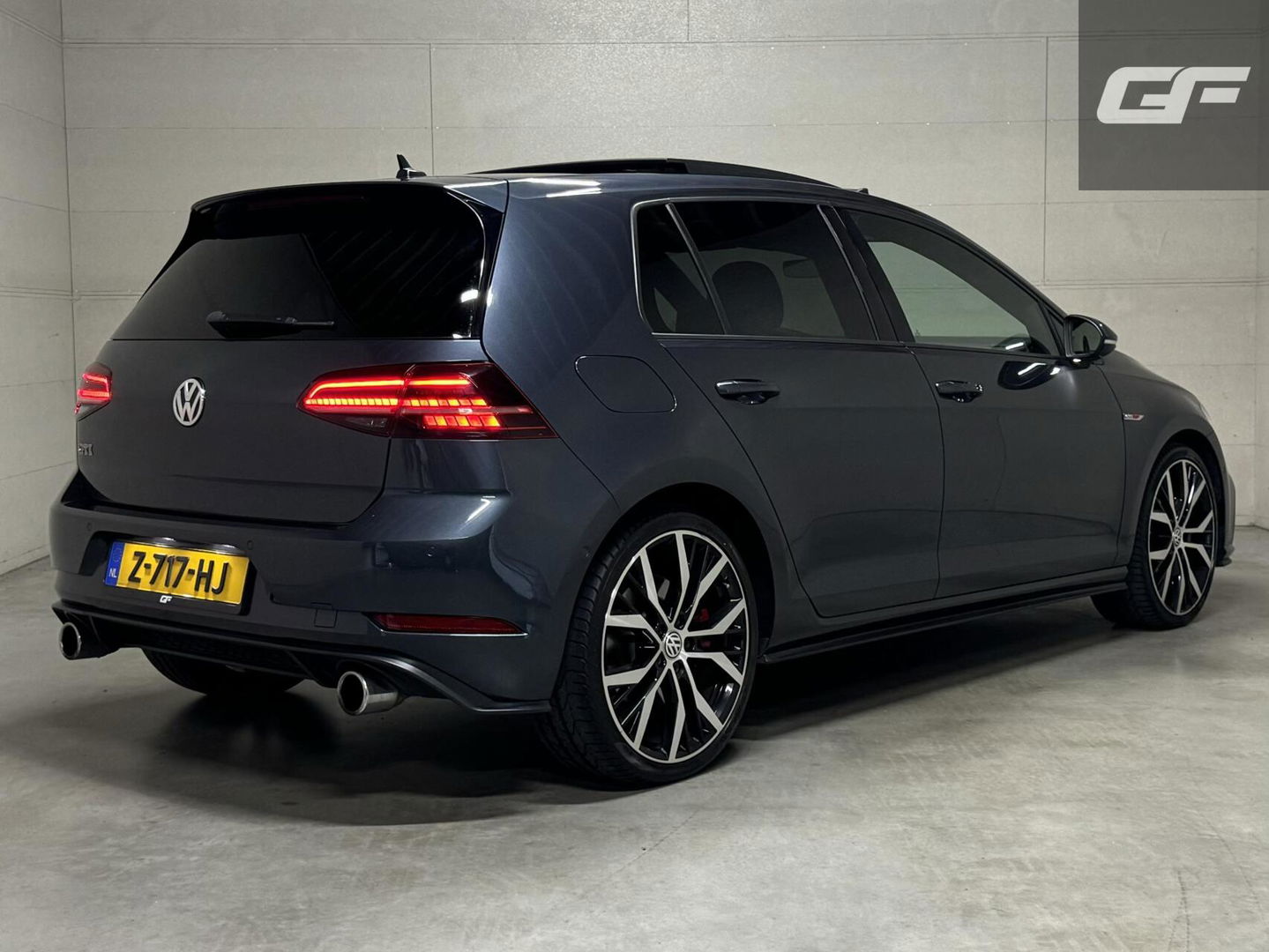 Volkswagen Golf 2.0 TSI GTI Performance Pano Virtual Sfeer Trekh.
