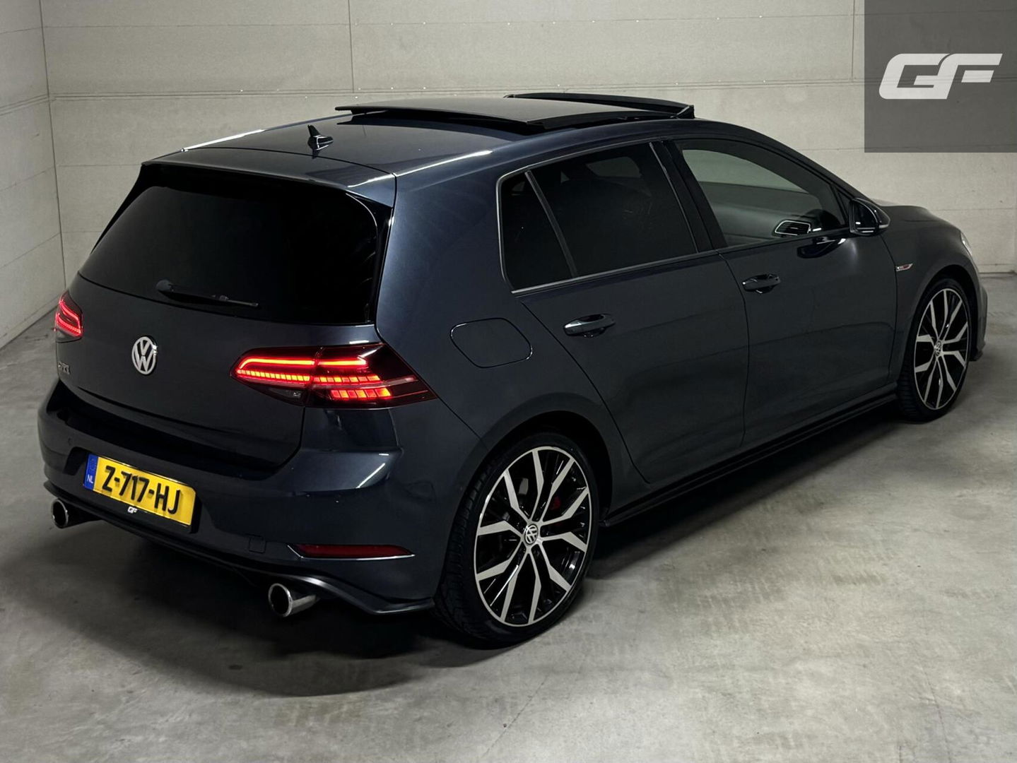 Volkswagen Golf 2.0 TSI GTI Performance Pano Virtual Sfeer Trekh.