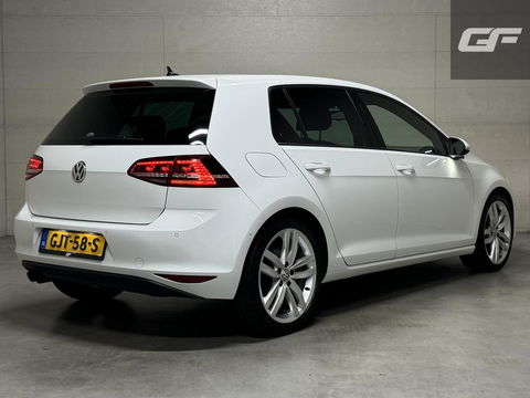 Volkswagen Golf 1.4 TSI Highline R-Line Navi Cruise PDC Led