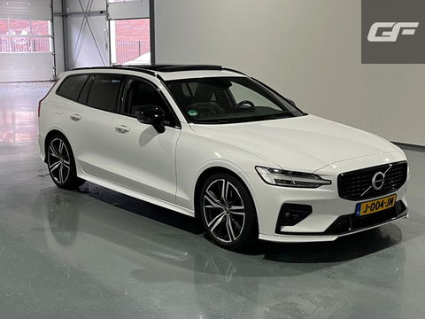 Volvo V60 2.0 B4 R-Design Pano Carplay Trekh. Autopilot NAP