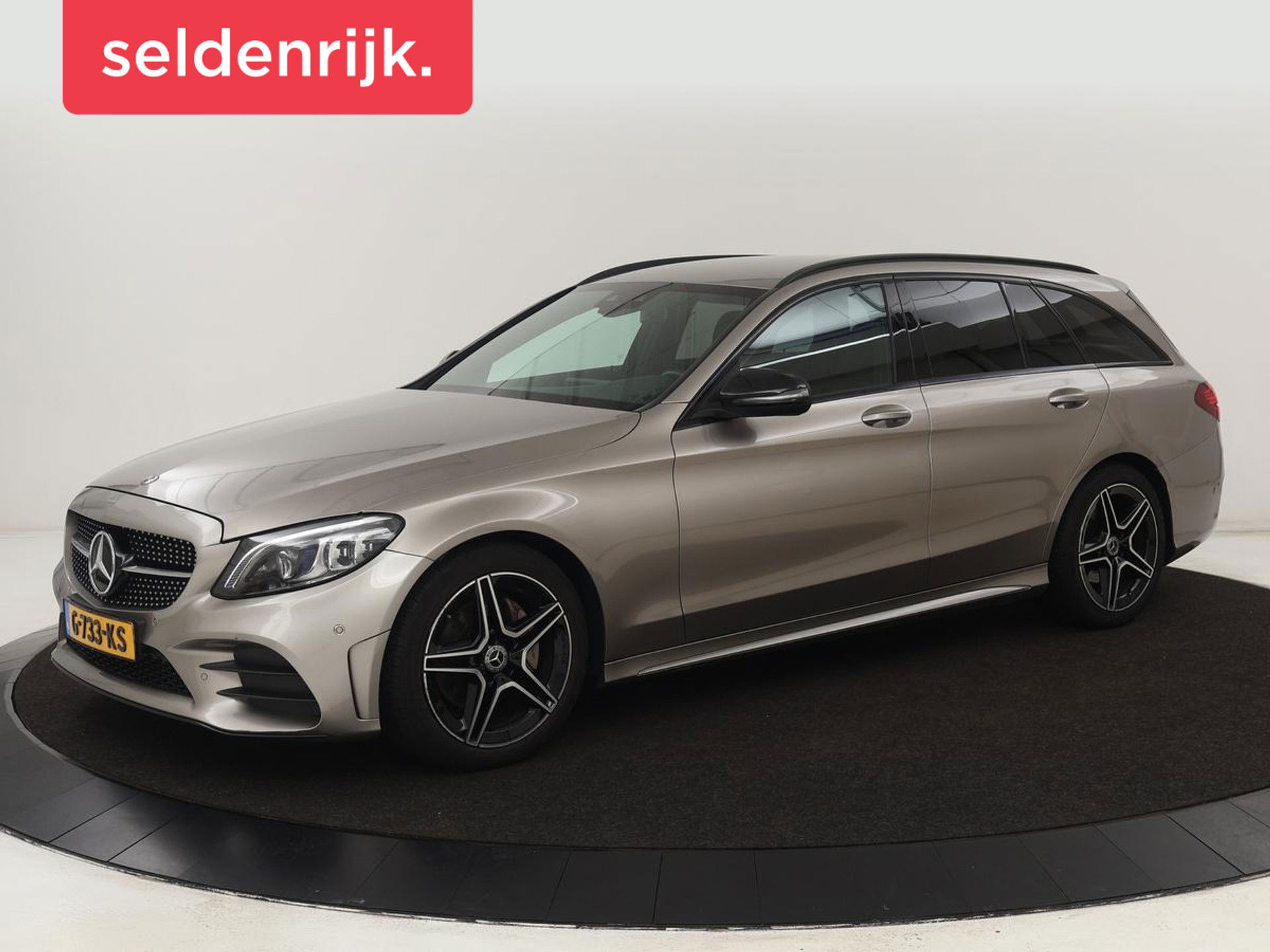 Mercedes-Benz C-Klasse 200 Business Solution AMG | Leder | Carplay | Navigatie | Stoelverwarming | Camera | Adaptive cruise | Full LED | LMV 18 inch