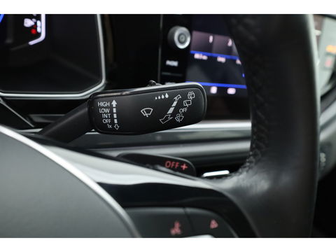 Volkswagen Polo 1.0 TSI R-line DSG | Digi. Dashboard | Adapt. Cruise | Stoelverw. | Apple CarPlay | PDC V+A