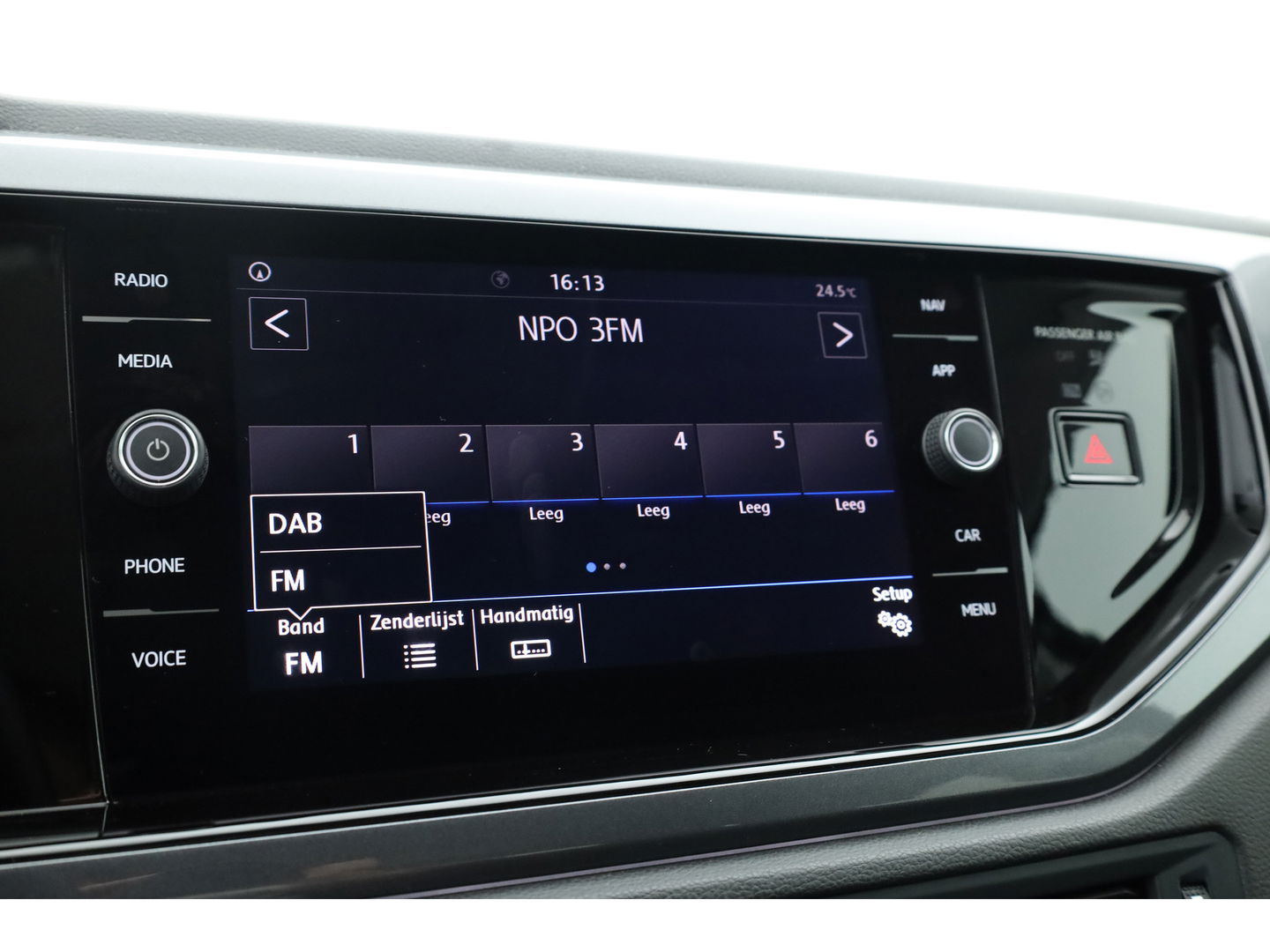 Volkswagen Polo 1.0 TSI R-line DSG | Digi. Dashboard | Adapt. Cruise | Stoelverw. | Apple CarPlay | PDC V+A