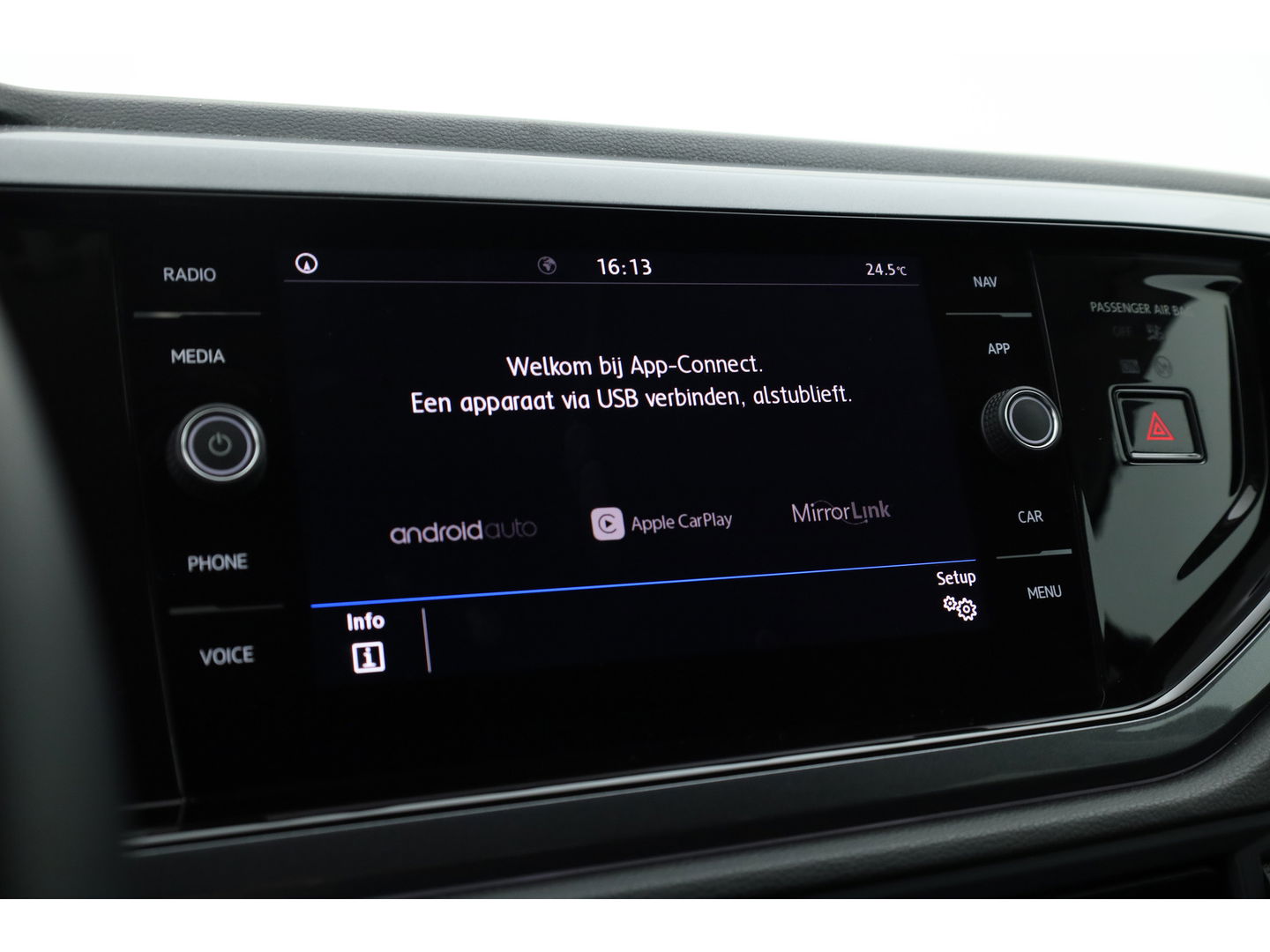 Volkswagen Polo 1.0 TSI R-line DSG | Digi. Dashboard | Adapt. Cruise | Stoelverw. | Apple CarPlay | PDC V+A