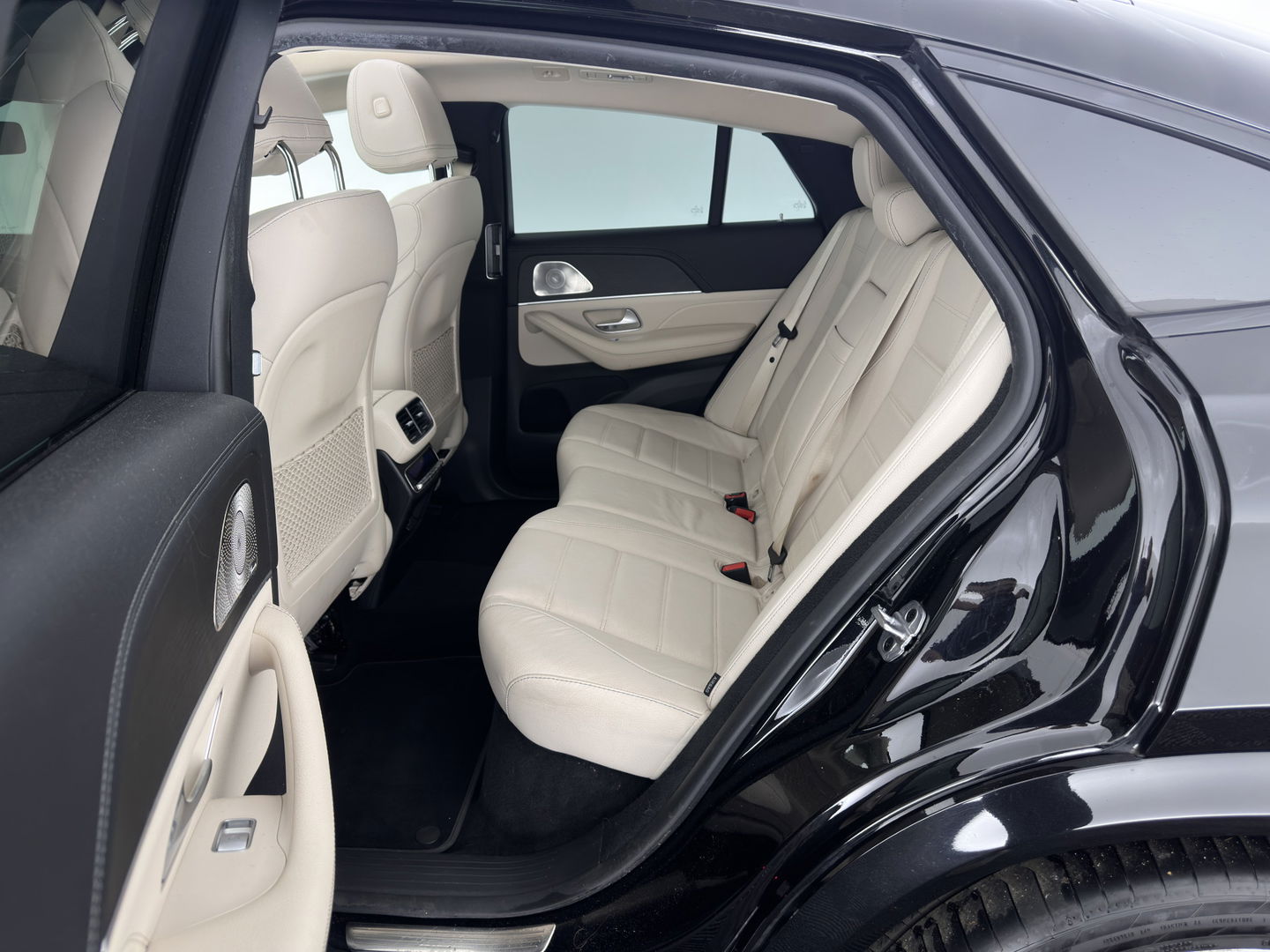 Mercedes-Benz GLE Coupé 350 de AMG-Sportpack Premium 4MATIC (INCL-BTW) Aut. *PANO | HEAD-UP | LUXURY-LEATHER | MULTIBEAM-LED | BURMESTER-SOUND | ADAPTIVE-CRUISE | TOP-VIEW | BLIND-SPOT | MEMORY-PACK | HEATED/VENTILATED-COMFORTSEATS | KEYLESS | DAB+ |