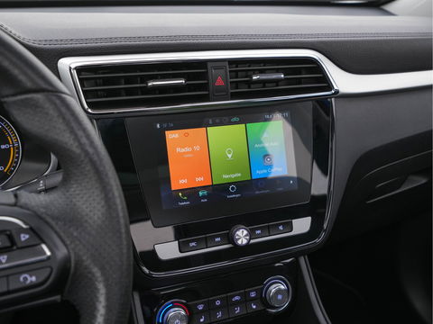 MG ZS EV Luxury 45 kWh {SOH-96 %} (INCL-BTW) Aut. *PANO | LUXURY-LEATHER | CCS-FASTLOADER | KEYLESS | NAVI-FULLMAP | ADAPTIVE-CRUISE | CAMERA | HEATED-SPORTSEATS | CARPLAY | BLINDSPOT | DAB | LANE-ASSIST | PRIVACY-GLASS | 17"