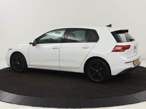 Volkswagen Golf 1.5 eTSI Style | Carplay | Navigatie | Camera | Adaptive cruise | Digital Cockpit | Full LED | Climate control | Parkeerhulp