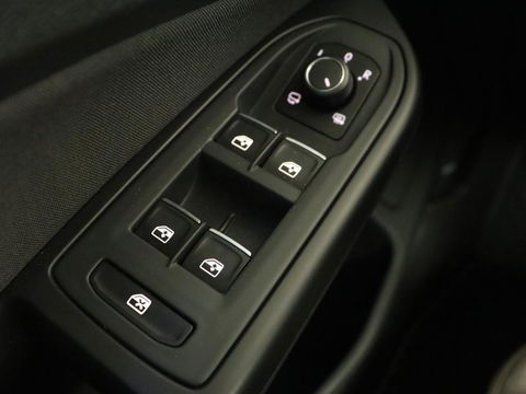 Volkswagen Golf 1.5 eTSI Style | Carplay | Navigatie | Camera | Adaptive cruise | Digital Cockpit | Full LED | Climate control | Parkeerhulp