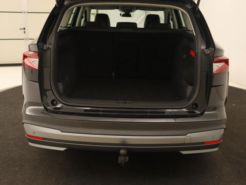 Škoda Enyaq iV 60 | Stoelverwarming | Trekhaak | Matrix LED | Carplay | Stuurverwarming | Navigatie | Half leder | Cruise control | Parkeerhulp