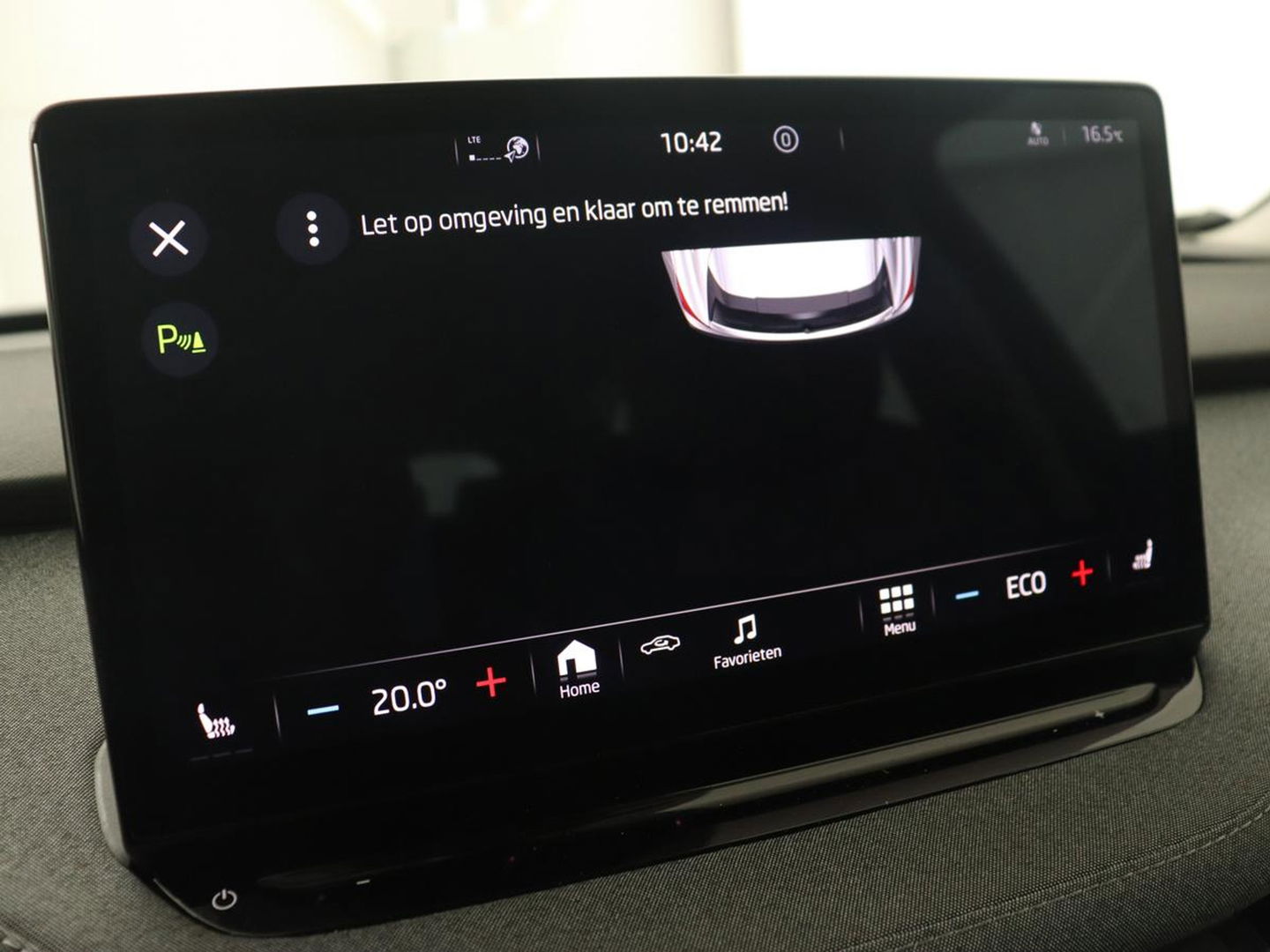 Škoda Enyaq iV 60 | Stoelverwarming | Trekhaak | Matrix LED | Carplay | Stuurverwarming | Navigatie | Half leder | Cruise control | Parkeerhulp