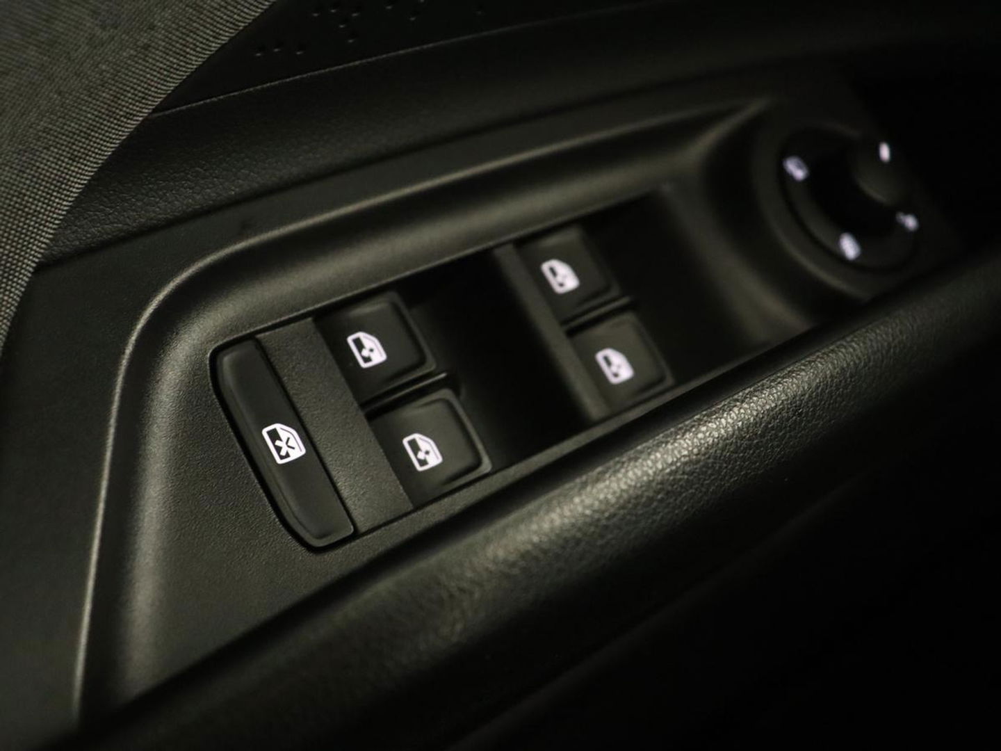 Škoda Enyaq iV 60 | Stoelverwarming | Trekhaak | Matrix LED | Carplay | Stuurverwarming | Navigatie | Half leder | Cruise control | Parkeerhulp
