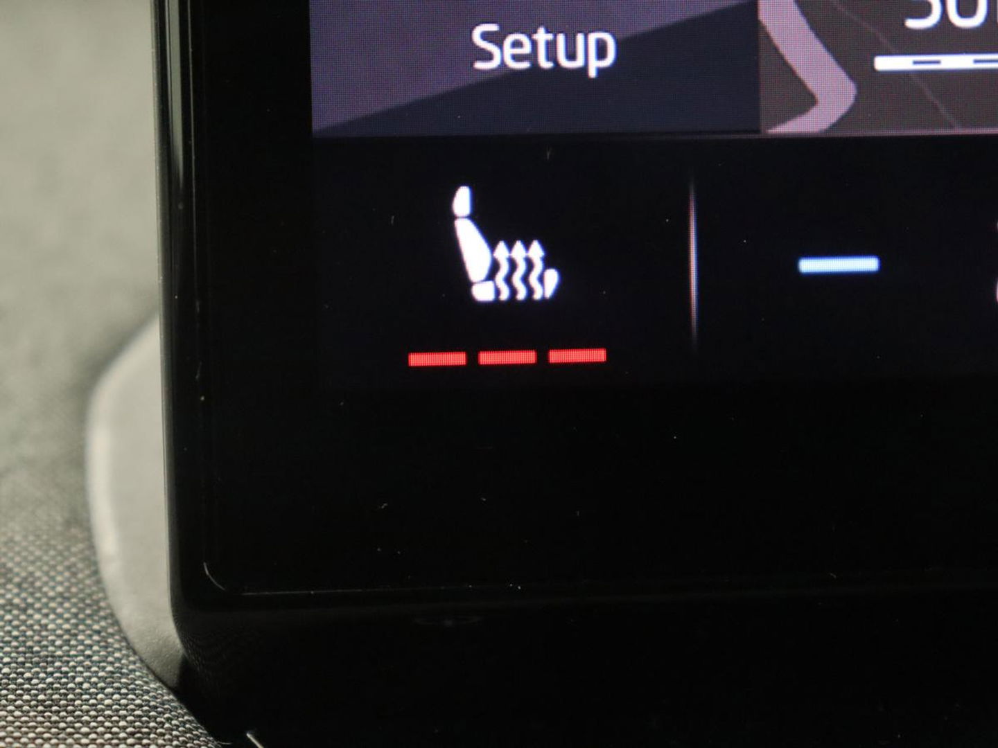 Škoda Enyaq iV 60 | Stoelverwarming | Trekhaak | Matrix LED | Carplay | Stuurverwarming | Navigatie | Half leder | Cruise control | Parkeerhulp