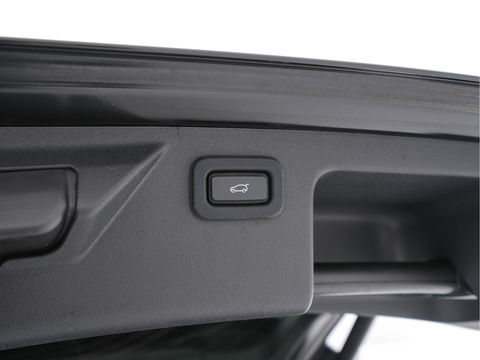 Land Rover Discovery Sport P300e 1.5 R-Dynamic Sportpack HSE AWD (INCL-BTW) *PANO | LUXURY-LEATHER | MERIDIAN-AUDIO | FULL-LED | MEMORY-PACK | DIGI-COCKPIT | NAVI-FULLMAP | CAMERA | KEYLESS | PRIVACY-GLASS | DAB | SHIFT-PADDLES | TOWBAR | LANE-ASSIST | 20'