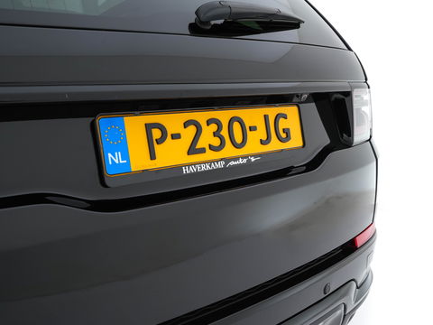 Land Rover Discovery Sport P300e 1.5 R-Dynamic Sportpack HSE AWD (INCL-BTW) *PANO | LUXURY-LEATHER | MERIDIAN-AUDIO | FULL-LED | MEMORY-PACK | DIGI-COCKPIT | NAVI-FULLMAP | CAMERA | KEYLESS | PRIVACY-GLASS | DAB | SHIFT-PADDLES | TOWBAR | LANE-ASSIST | 20'