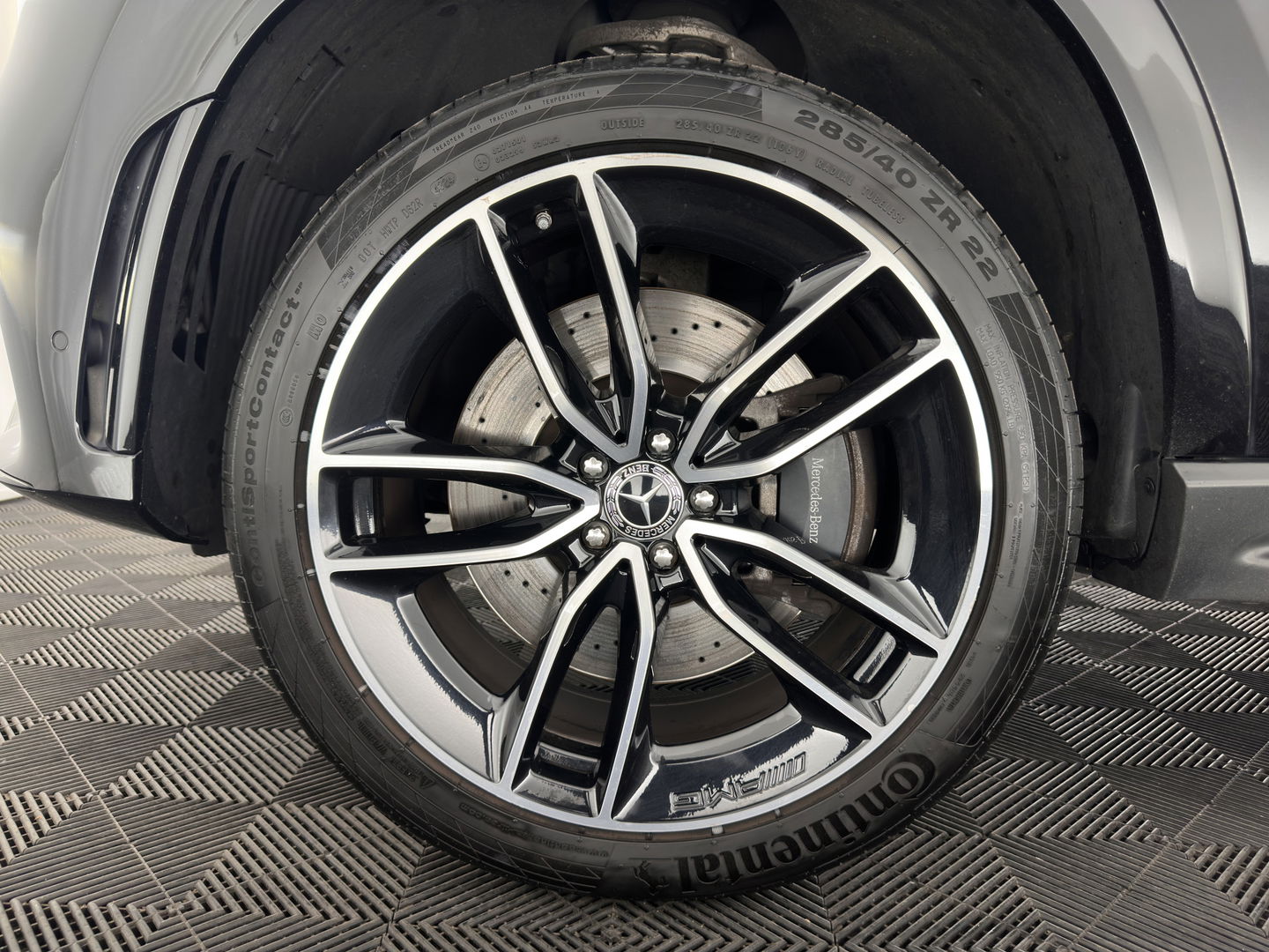 Mercedes-Benz GLE Coupé 350 de AMG-Sportpack Premium 4MATIC (INCL-BTW) Aut. *PANO | HEAD-UP | LUXURY-LEATHER | MULTIBEAM-LED | BURMESTER-SOUND | ADAPTIVE-CRUISE | TOP-VIEW | BLIND-SPOT | MEMORY-PACK | HEATED/VENTILATED-COMFORTSEATS | KEYLESS | DAB+ |