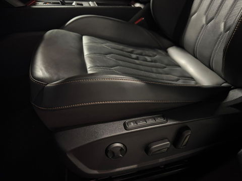 CUPRA Formentor 1.4 e-Hybrid VZ PANO KEYLESS 360