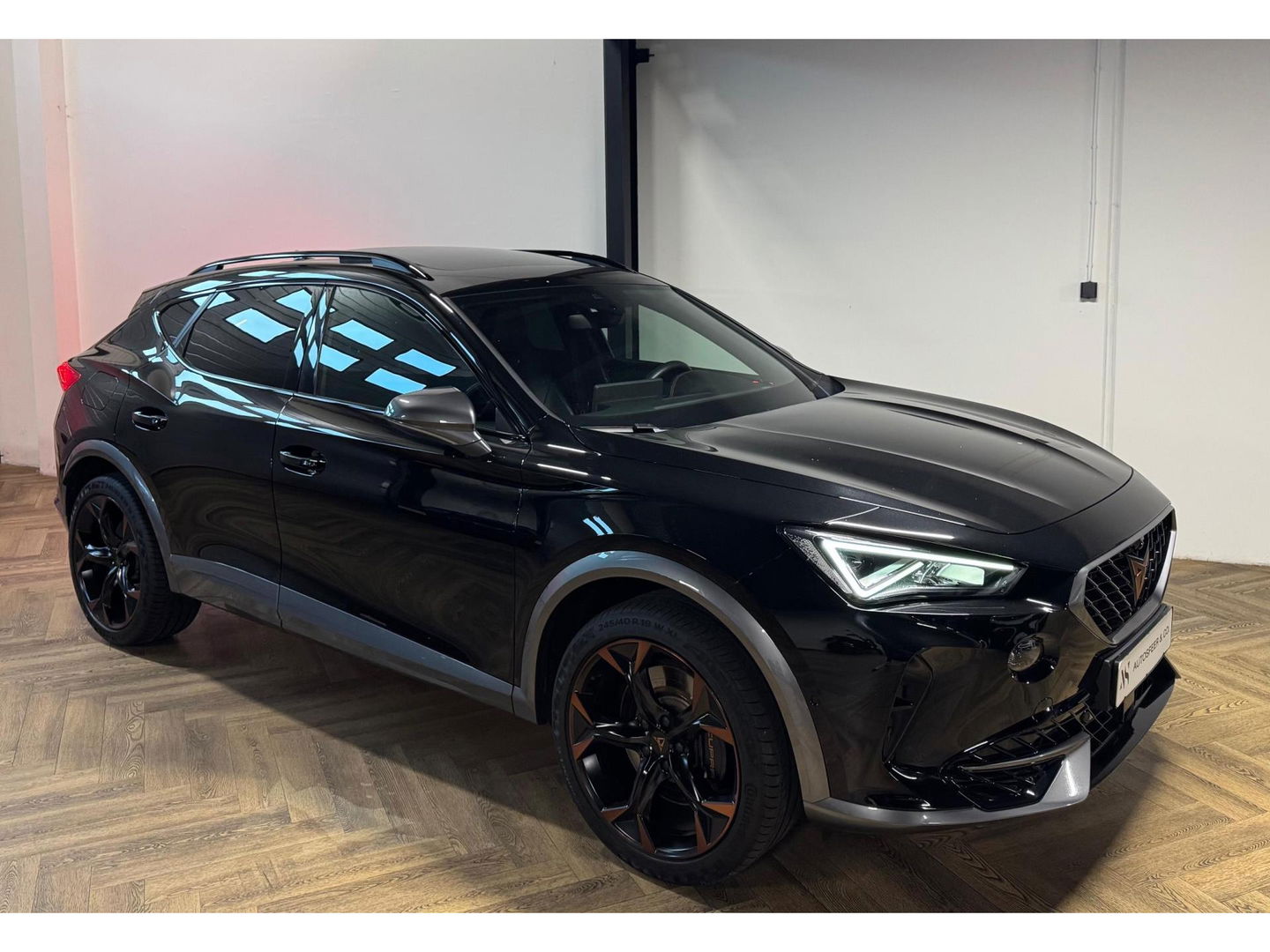 CUPRA Formentor 1.4 e-Hybrid VZ PANO KEYLESS 360