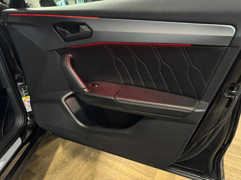 CUPRA Formentor 1.4 e-Hybrid VZ PANO KEYLESS 360