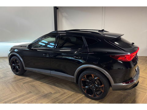 CUPRA Formentor 1.4 e-Hybrid VZ PANO KEYLESS 360