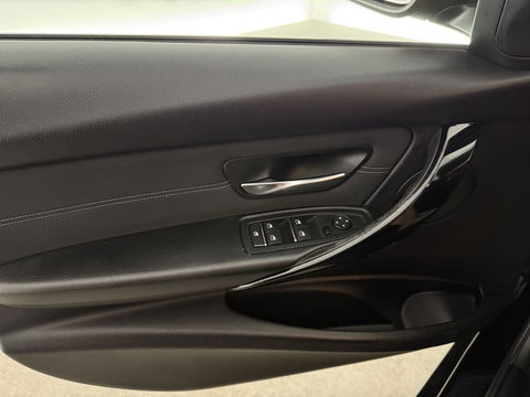 BMW 3 Serie 318i Executive | LED l Clima l Cruise l  Navigatie l Parkeersens. l Stoelverw. l NAP