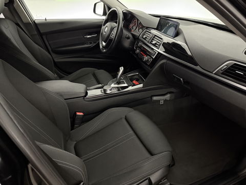 BMW 3 Serie 318i Executive | LED l Clima l Cruise l  Navigatie l Parkeersens. l Stoelverw. l NAP