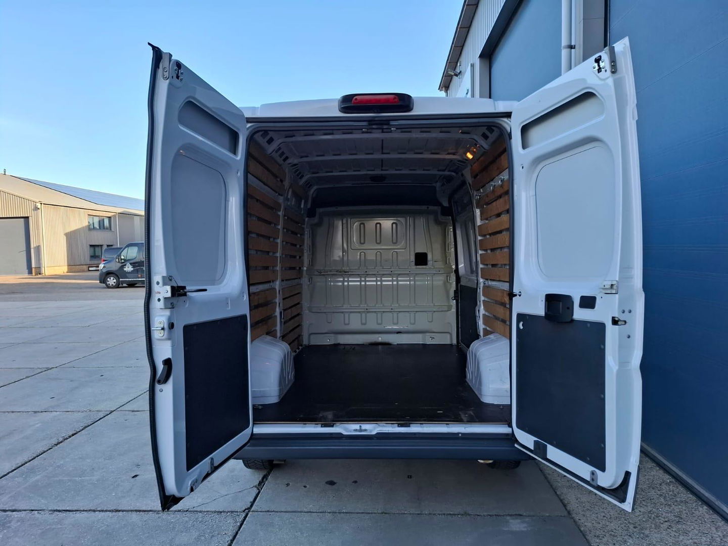 Fiat Ducato 33 2.3 MultiJet L2H2 AIRCO / CRUISE CONTROLE / NAVI / N.A.P / 3 ZITS