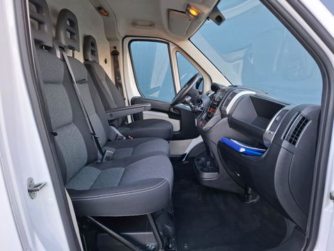 Fiat Ducato 33 2.3 MultiJet L2H2 AIRCO / CRUISE CONTROLE / NAVI / N.A.P / 3 ZITS