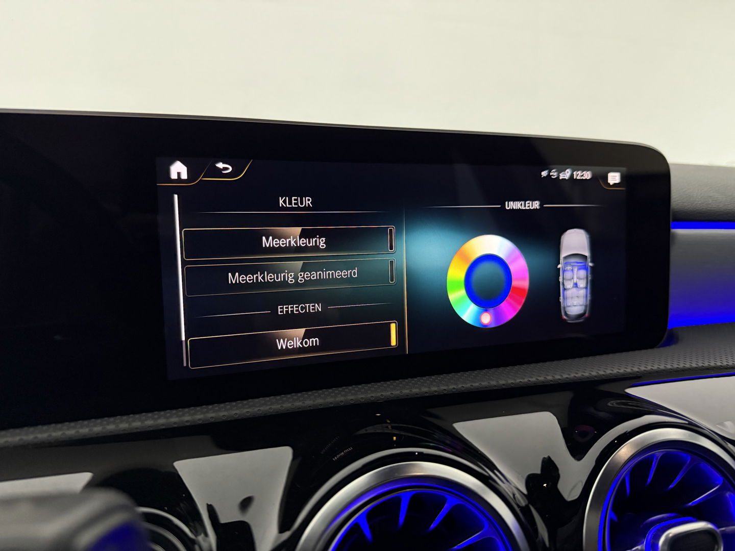 Mercedes-Benz A-Klasse AMG 35 4MATIC 306PK | Sfeerverl. | Virtual | Burmester | Sportstoelen | Camera | Carplay | LED