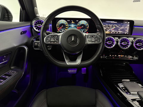 Mercedes-Benz A-Klasse AMG 35 4MATIC 306PK | Sfeerverl. | Virtual | Burmester | Sportstoelen | Camera | Carplay | LED