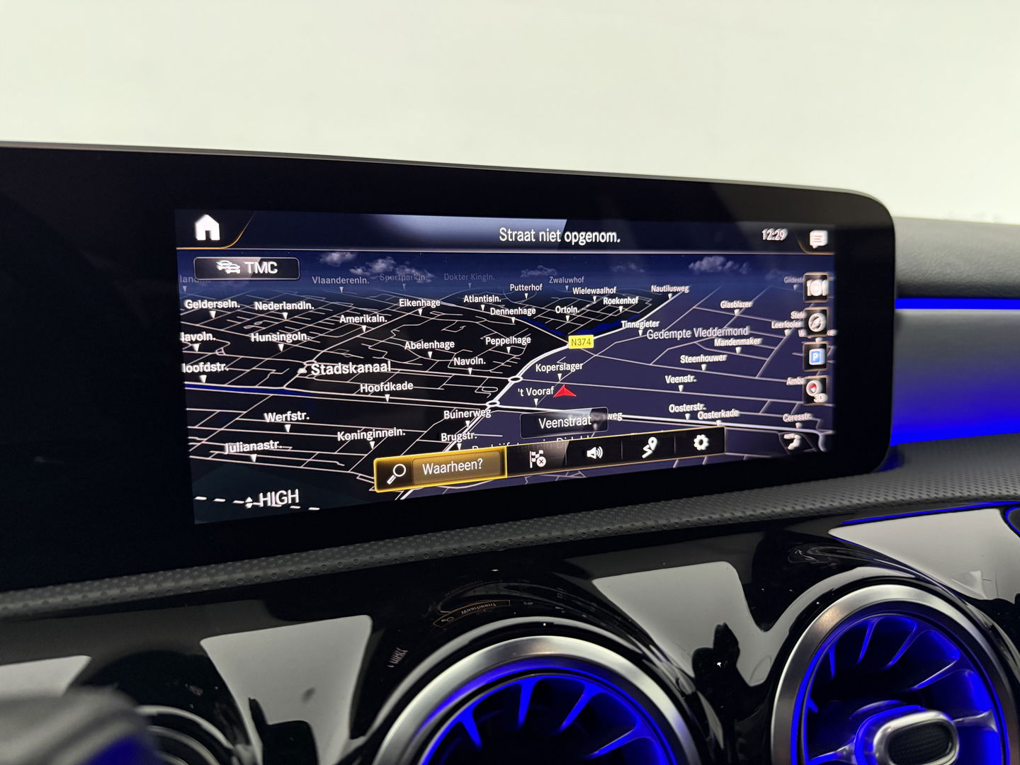 Mercedes-Benz A-Klasse AMG 35 4MATIC 306PK | Sfeerverl. | Virtual | Burmester | Sportstoelen | Camera | Carplay | LED