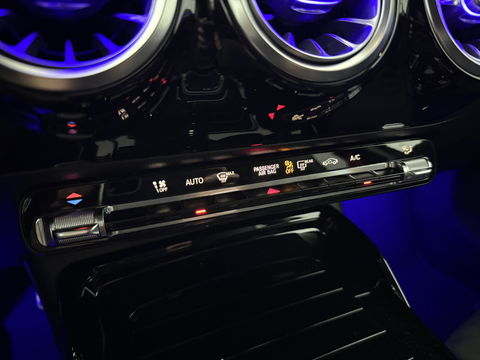 Mercedes-Benz A-Klasse AMG 35 4MATIC 306PK | Sfeerverl. | Virtual | Burmester | Sportstoelen | Camera | Carplay | LED