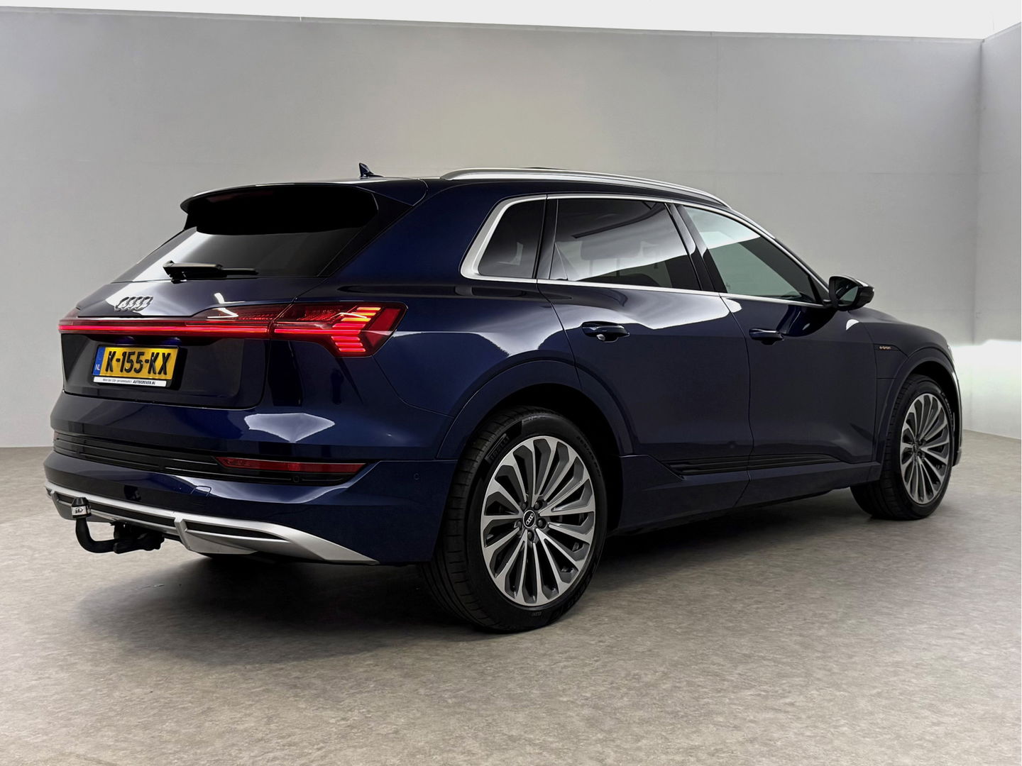 Audi e-tron 55 Quattro S-line 95 kWh | Pano | B&O | Virtual | Sfeerverl. | Trekh | Memory | NAP