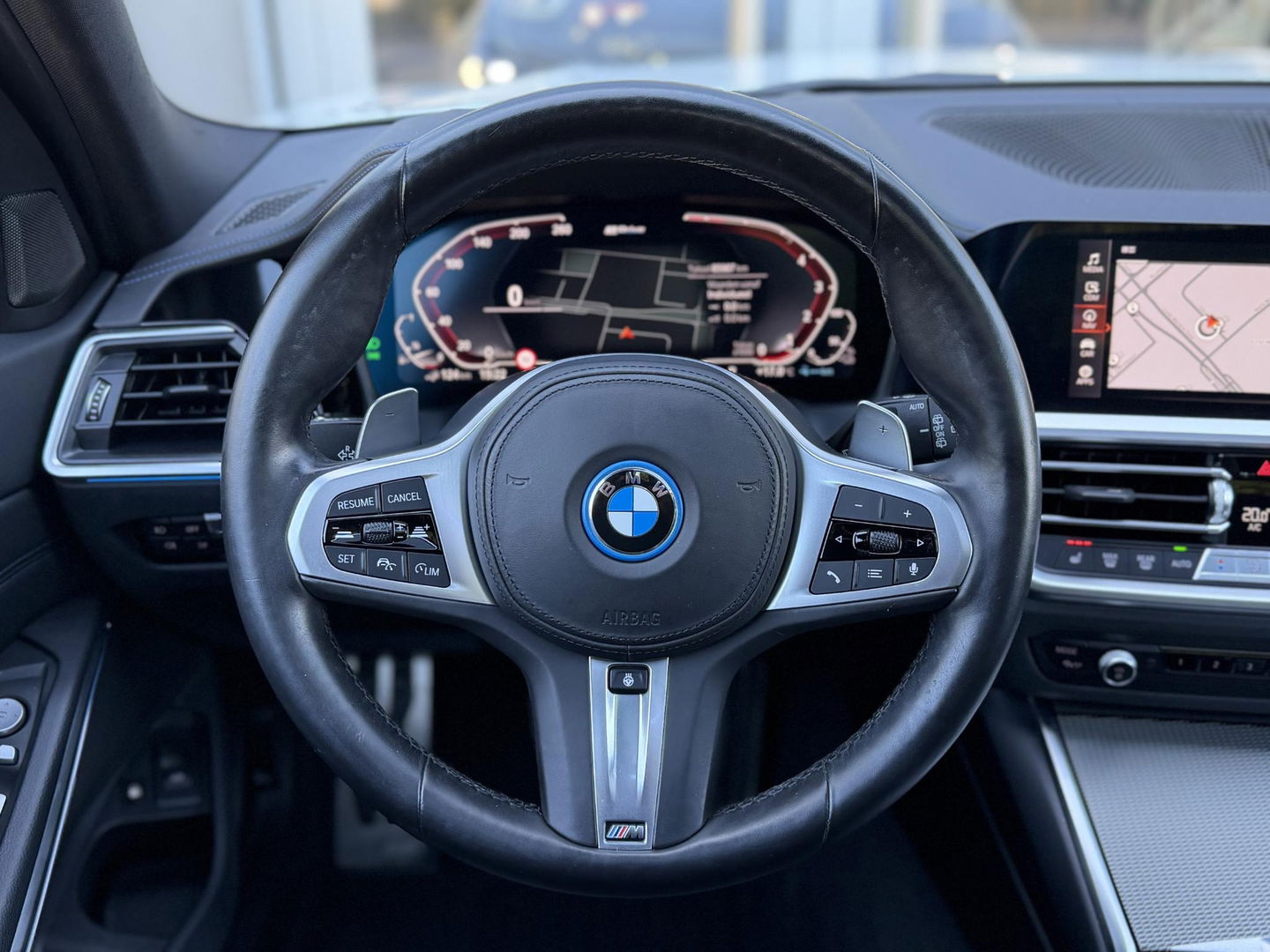 BMW 3 Serie Touring 320e xDrive High Ex M-Sport|SOH92%|Pano|Laser|M-seats|Memory|CoPilot|HiFi|HUD|Trekhaak
