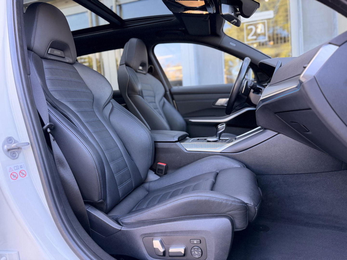 BMW 3 Serie Touring 320e xDrive High Ex M-Sport|SOH92%|Pano|Laser|M-seats|Memory|CoPilot|HiFi|HUD|Trekhaak