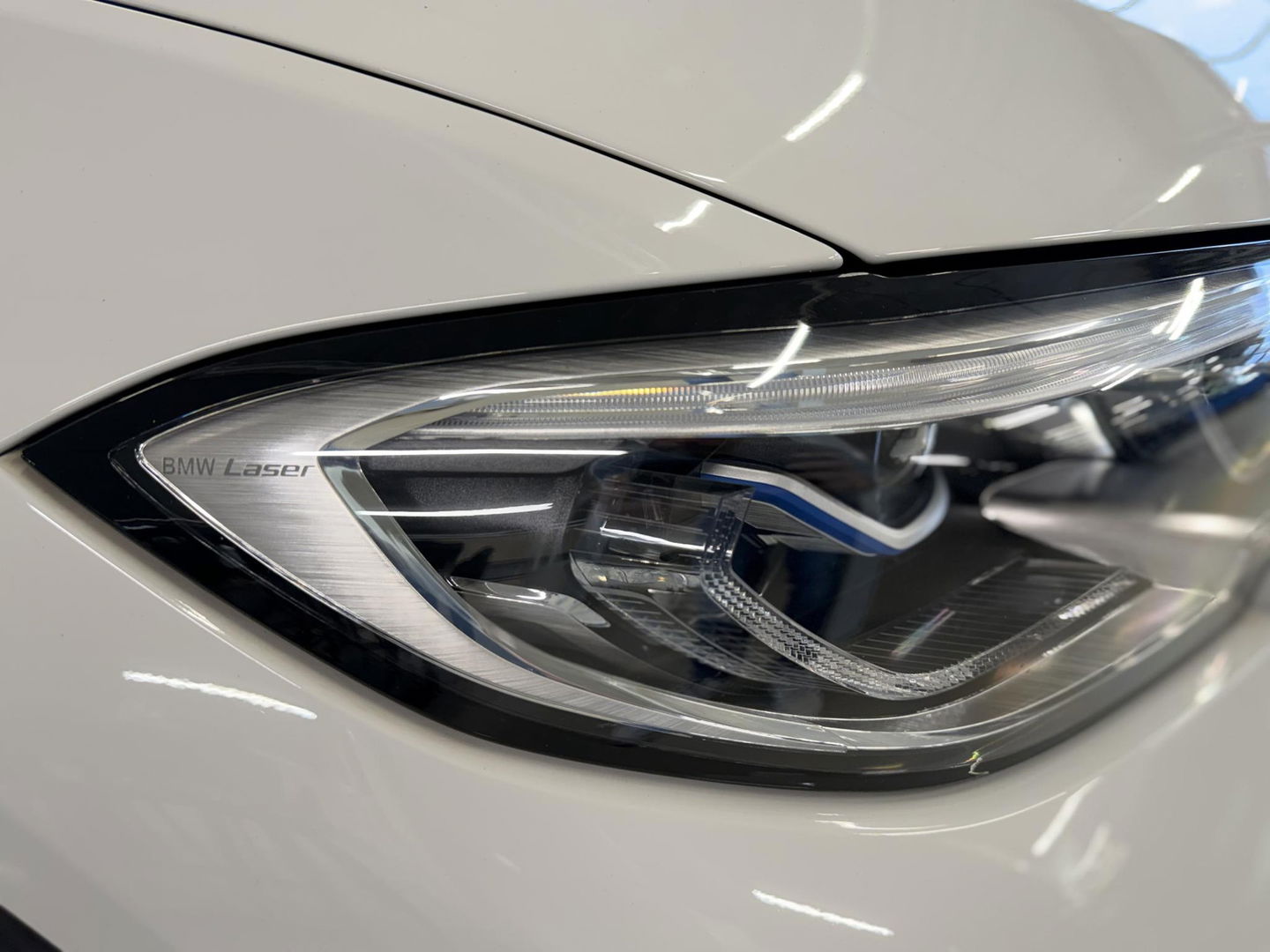 BMW 3 Serie Touring 320e xDrive High Ex M-Sport|SOH92%|Pano|Laser|M-seats|Memory|CoPilot|HiFi|HUD|Trekhaak