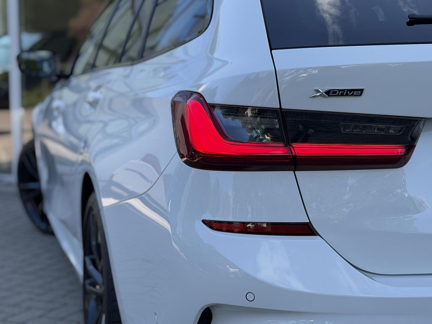 BMW 3 Serie Touring 320e xDrive High Ex M-Sport|SOH92%|Pano|Laser|M-seats|Memory|CoPilot|HiFi|HUD|Trekhaak