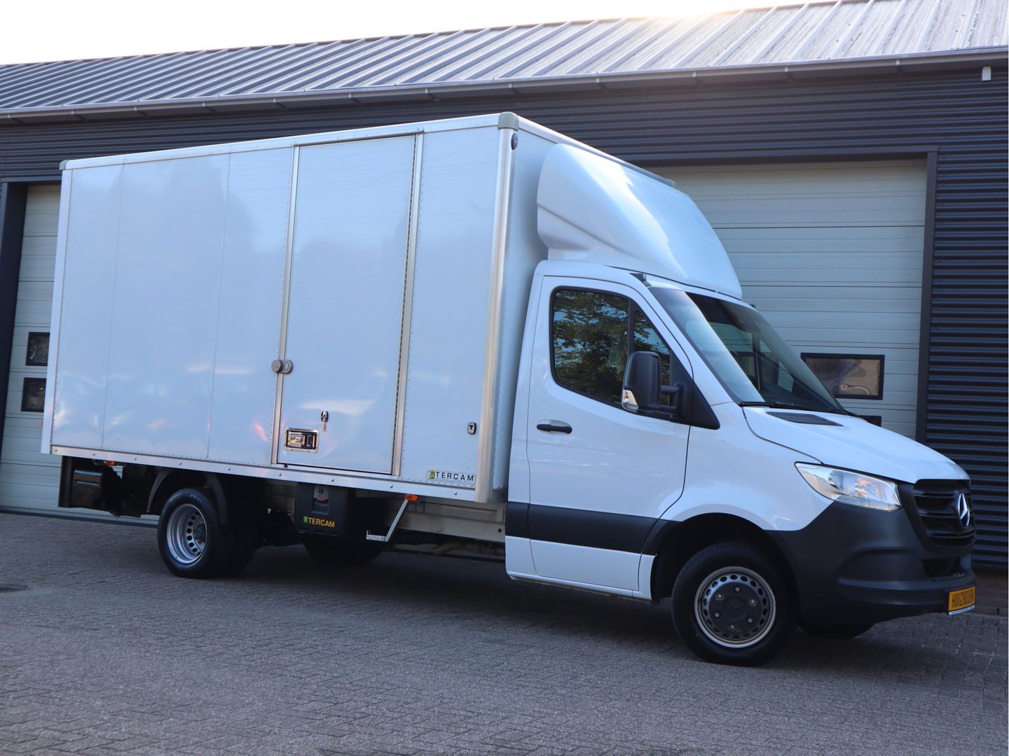 Mercedes-Benz Sprinter 515 CDI Euro 6 Bakwagen Laadklep - MBUX - Clima