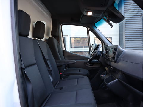 Mercedes-Benz Sprinter 515 CDI Automaat Euro 6 Bakwagen Laadklep - MBUX - Camera