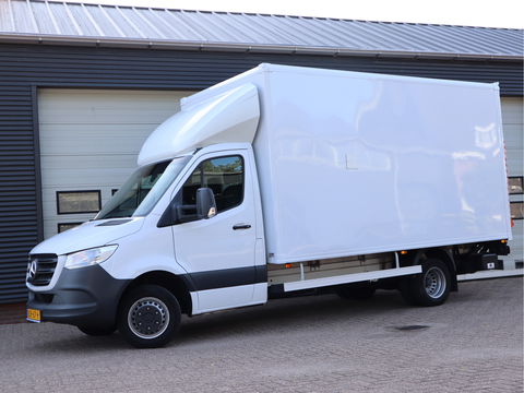 Mercedes-Benz Sprinter 515 CDI Automaat Euro 6 Bakwagen Laadklep - MBUX - Camera