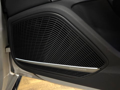 Audi A4 Avant 2.0 TFSI MHEV quattro S Line PANO KEYLESS