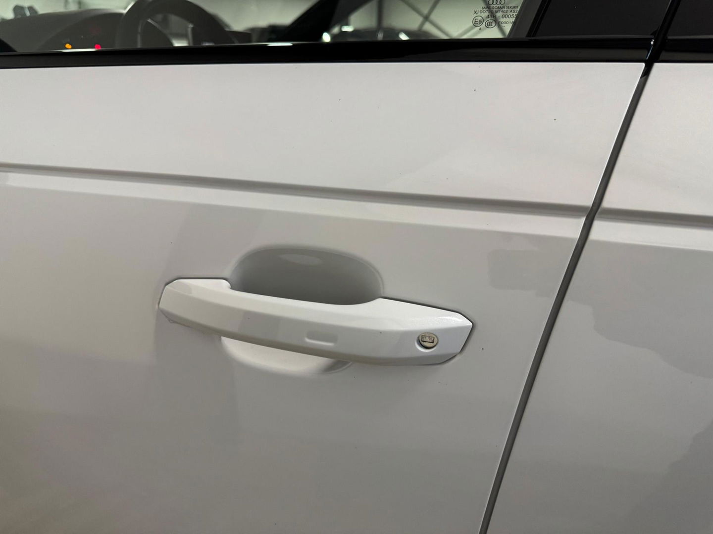 Audi A4 Avant 2.0 TFSI MHEV quattro S Line PANO KEYLESS
