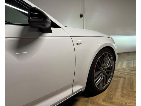 Audi A4 Avant 2.0 TFSI MHEV quattro S Line PANO KEYLESS